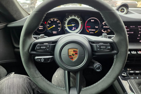 2022 Porsche 911 GT3 с пробегом 4 999 км