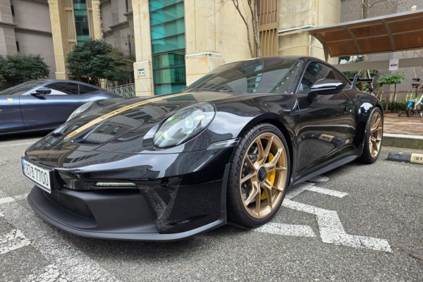 2022 Porsche 911 GT3 с пробегом 4 999 км