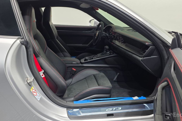 2026 Porsche 911 GT3 с пробегом 29 км