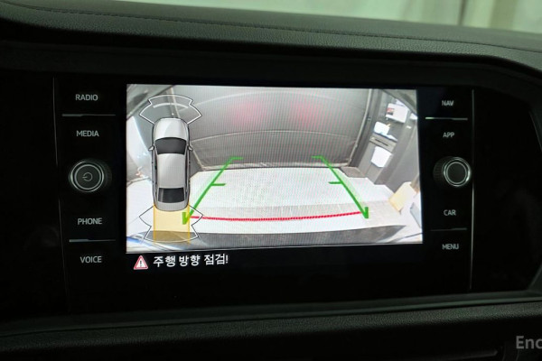 2023 Volkswagen Jetta с пробегом 22 040 км