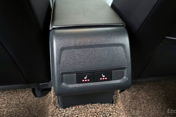 2023 Volkswagen Jetta с пробегом 22 040 км