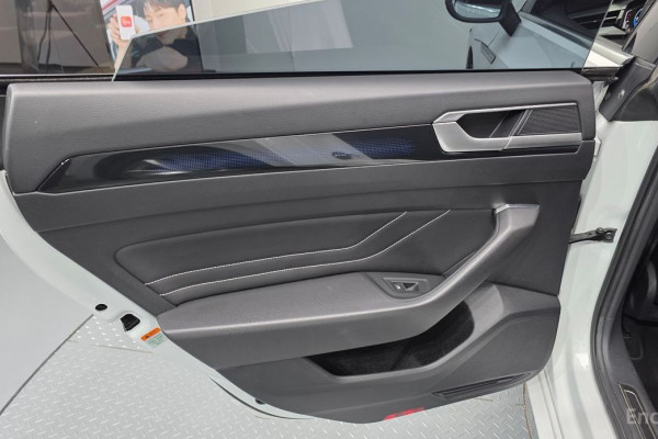 2022 Volkswagen Arteon с пробегом 42 393 км