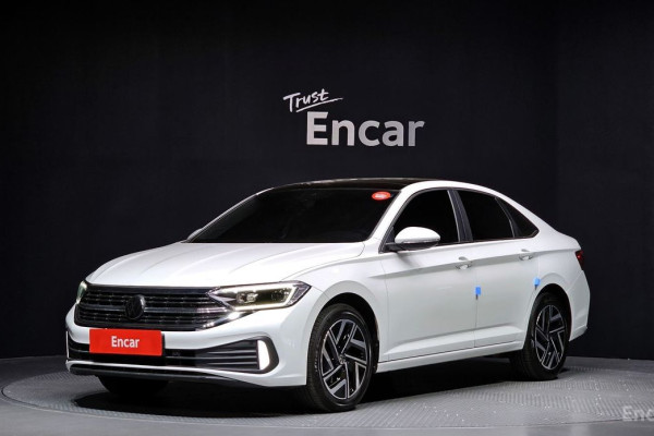 2023 Volkswagen Jetta с пробегом 31 821 км