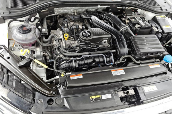 2023 Volkswagen Jetta с пробегом 31 821 км