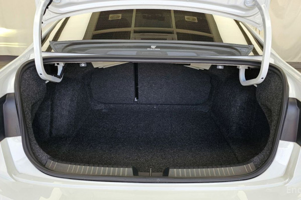 2023 Volkswagen Jetta с пробегом 31 821 км