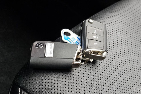 2023 Volkswagen Jetta с пробегом 31 821 км