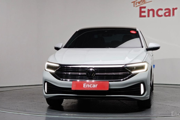 2023 Volkswagen Jetta с пробегом 10 577 км