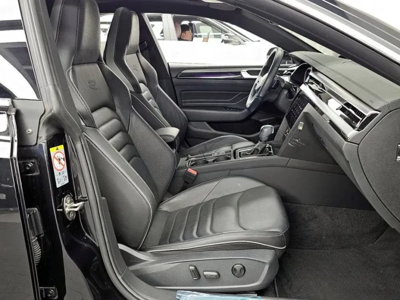 2022 Volkswagen Arteon с пробегом 13 693 км
