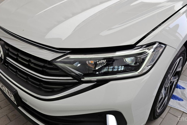 2023 Volkswagen Jetta с пробегом 10 577 км