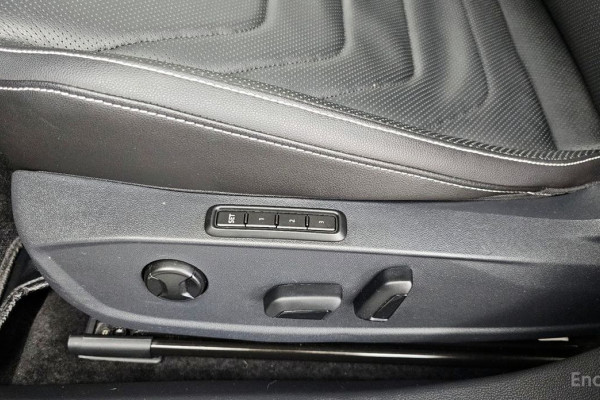 2023 Volkswagen Jetta с пробегом 10 577 км