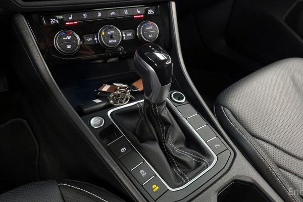 2023 Volkswagen Jetta с пробегом 29 112 км