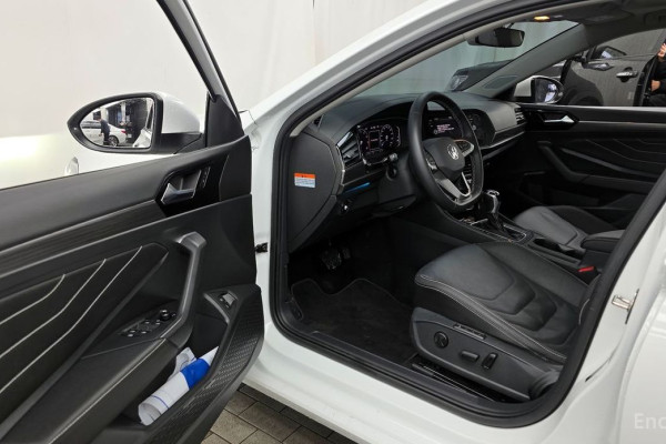 2023 Volkswagen Jetta с пробегом 29 112 км