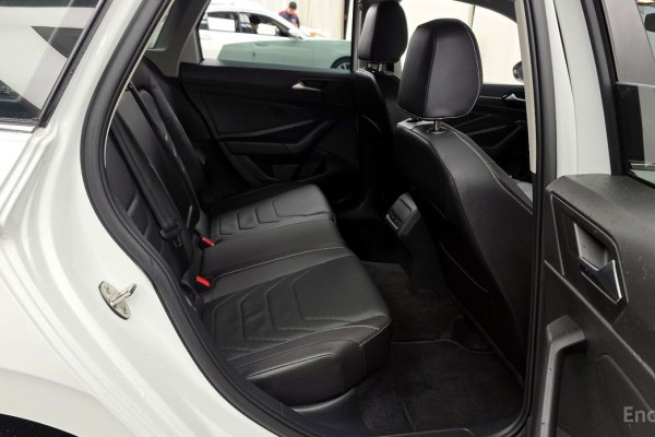 2023 Volkswagen Jetta с пробегом 29 112 км