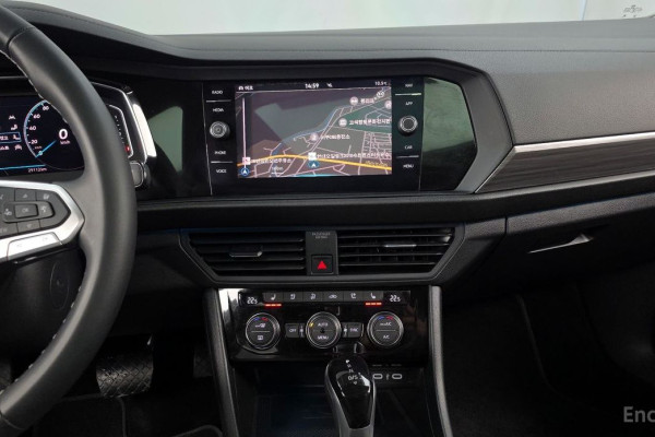 2023 Volkswagen Jetta с пробегом 29 112 км