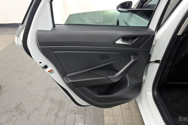 2023 Volkswagen Jetta с пробегом 29 112 км