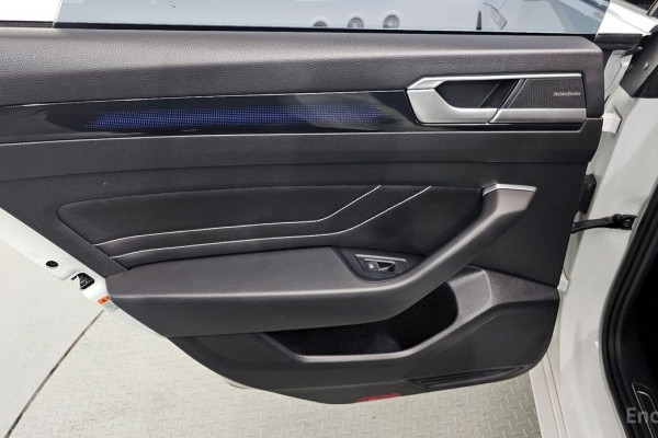 2022 Volkswagen Arteon с пробегом 81 543 км