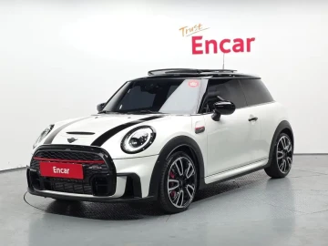 2023 Mini  с пробегом 19 707 км
