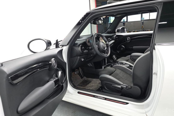 2023 Mini  с пробегом 19 707 км