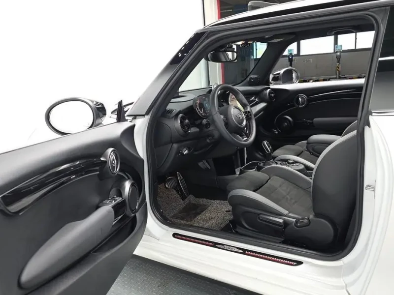 2023 Mini  с пробегом 19 707 км