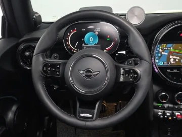2023 Mini  с пробегом 19 707 км