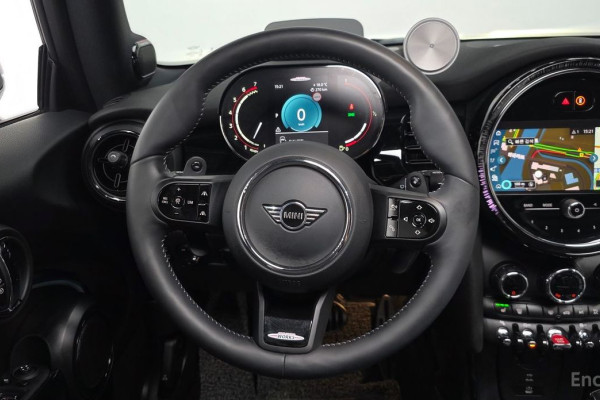 2023 Mini  с пробегом 19 707 км