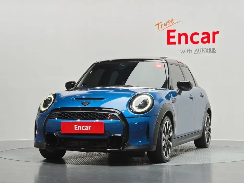 2022 Mini  с пробегом 26 771 км