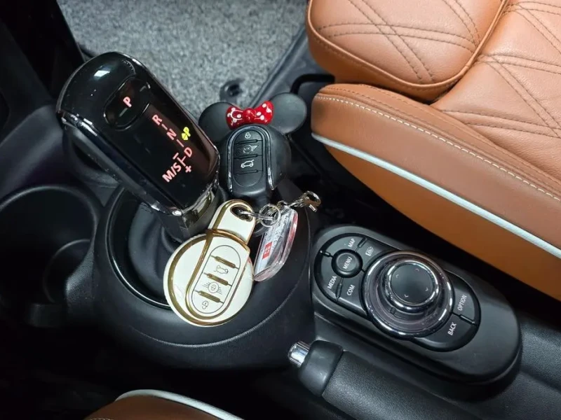 2022 Mini  с пробегом 26 771 км
