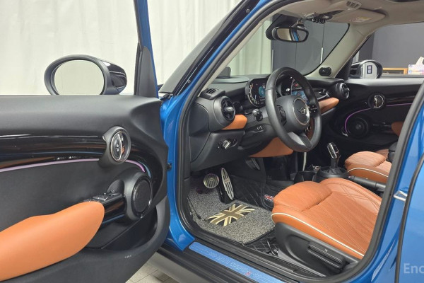 2022 Mini  с пробегом 26 771 км