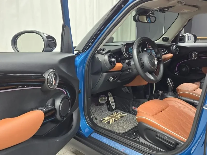 2022 Mini  с пробегом 26 771 км