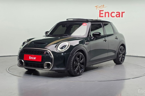 2022 Mini  с пробегом 40 297 км