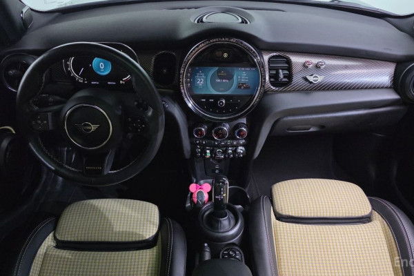 2022 Mini  с пробегом 40 297 км