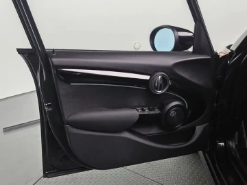 2022 Mini  с пробегом 40 297 км