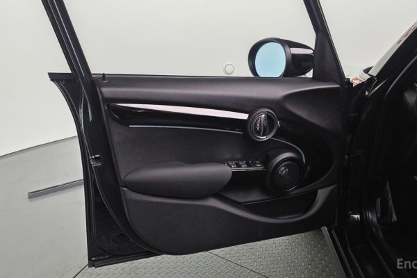 2022 Mini  с пробегом 40 297 км