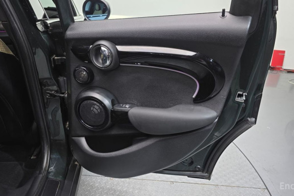 2022 Mini  с пробегом 40 297 км