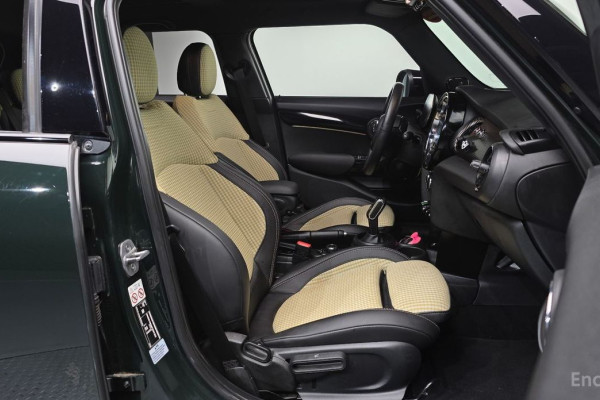 2022 Mini  с пробегом 40 297 км