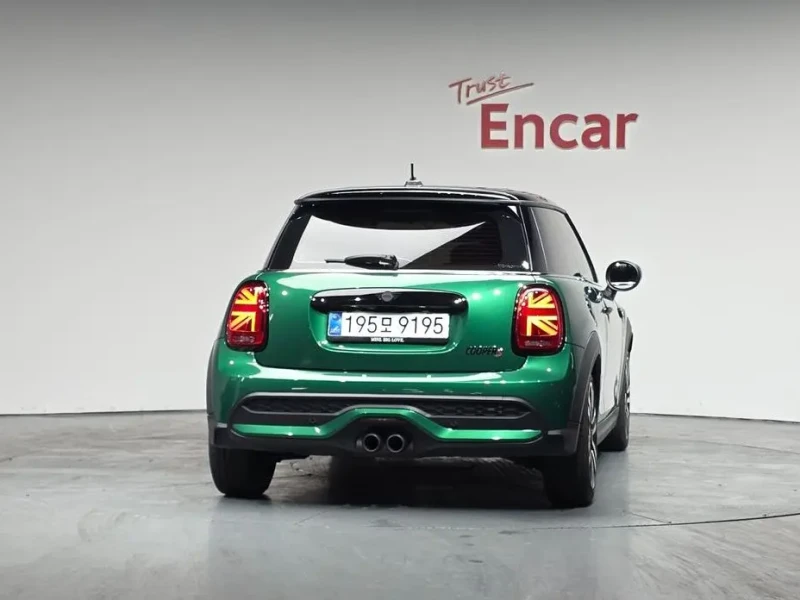 2023 Mini  с пробегом 34 256 км