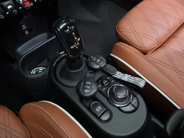 2023 Mini  с пробегом 34 256 км