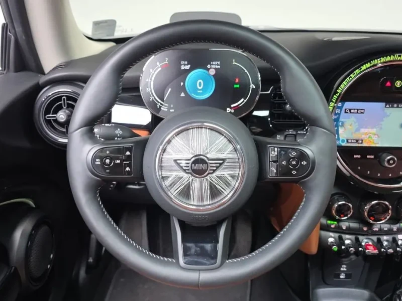 2023 Mini  с пробегом 34 256 км