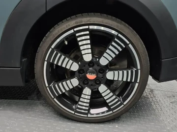 2023 Mini  с пробегом 4 329 км