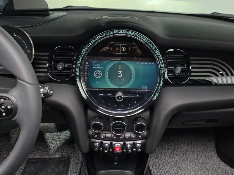 2023 Mini  с пробегом 4 329 км