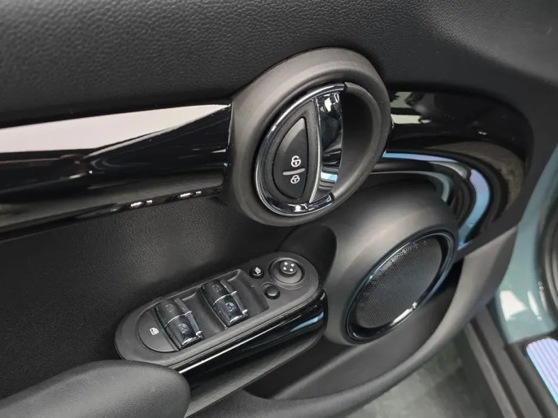 2023 Mini  с пробегом 4 329 км