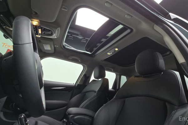 2023 Mini  с пробегом 4 329 км