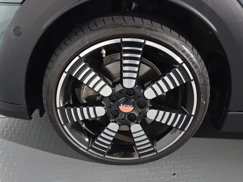 2023 Mini  с пробегом 14 295 км