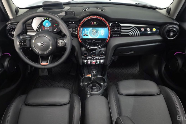 2023 Mini  с пробегом 14 295 км