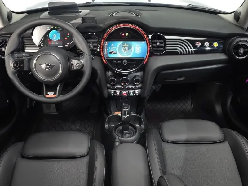 2023 Mini  с пробегом 14 295 км