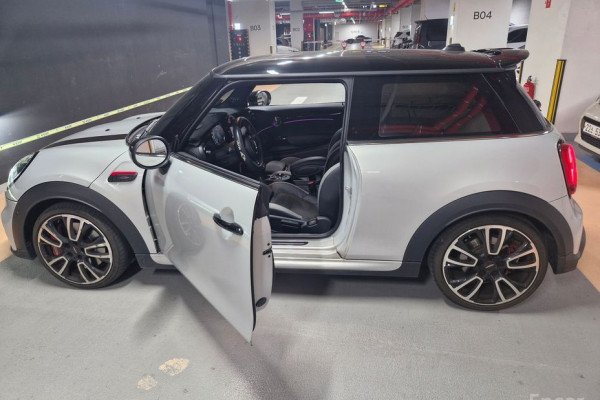 2022 Mini  с пробегом 21 000 км