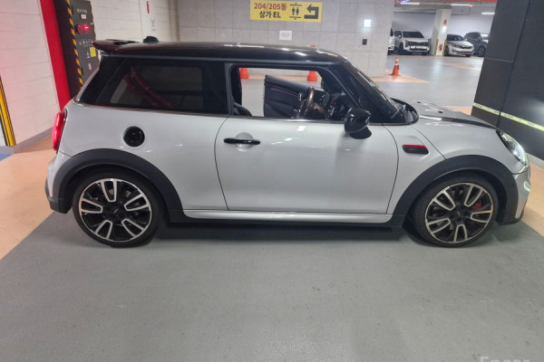 2022 Mini  с пробегом 21 000 км