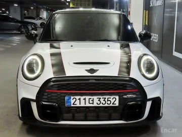 2023 Mini  с пробегом 33 755 км