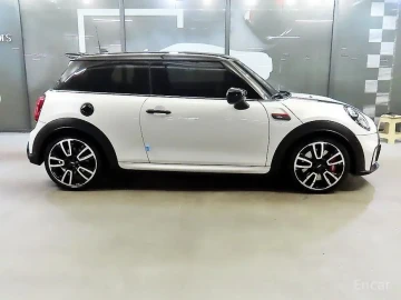 2023 Mini  с пробегом 33 755 км