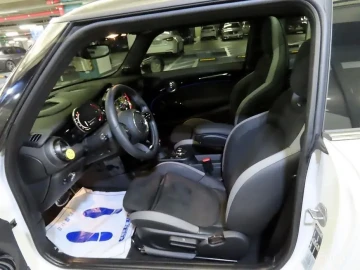 2023 Mini  с пробегом 33 755 км